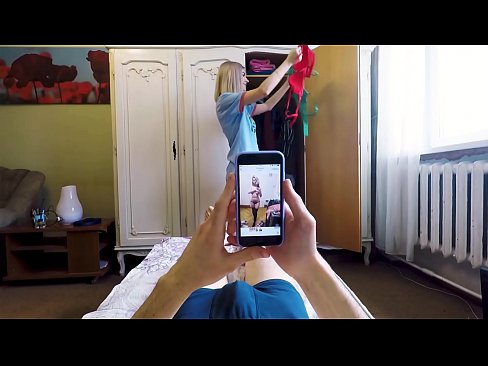 ❤️ Üvey kızkardeş, anne eve gelmeden önce kardeşi boşalmak yaptı ️ Sert porno bizde ☑