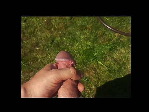 ❤️ Sıcak hottie gets ona pembe kedi becerdin ve cums ile bir fışkırtma içinde bir yaz bahçesinde ️ Sert porno bizde ☑