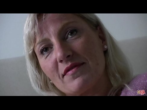 ❤️ Hepimizin becerdiği anne... Hanımefendi, kendinize gelin! ️ Sert porno bizde ☑